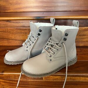 BIRKENSTOCK BRYSON TAUPE LEATHER/SHEARLING 🐑 COMBAT BOOTS SZ 38 7M *NWOT*
